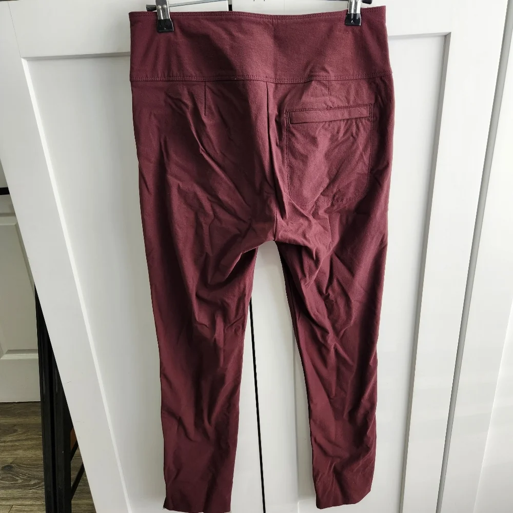 Athleta Wandet Slim Ankle Pants Size 4
